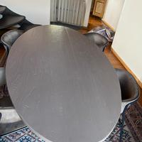 Tavolo ovale in legno