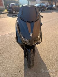 Yamaha T Max 530 - 2012