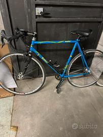Bicicletta bianchi