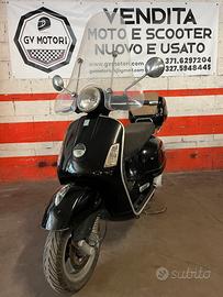 Piaggio Vespa GTS 250 - 2008