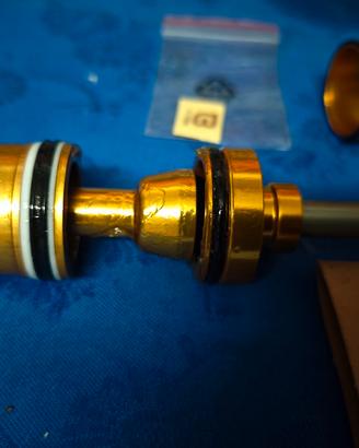 ROCKSHOX Debonair