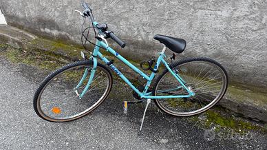 City bike Giant da donna con accessori