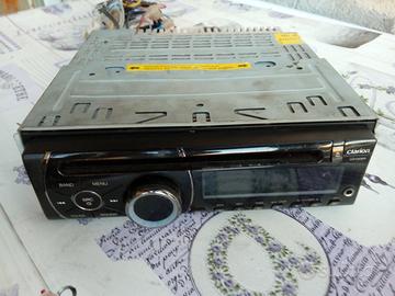 Autoradio sinto CD Clarion non funzionante