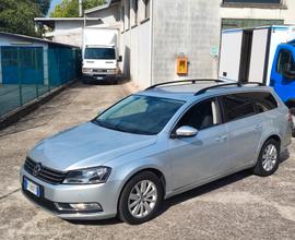 Volkswagen Passat 1.6 Tdi DSG Euro 5 COME NUOVA