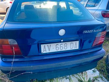 BMW 318tds compact