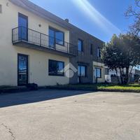 CAPANNONE A MANERBIO