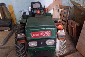 trattore agricolo
