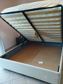 letto matrimoniale con contenitore