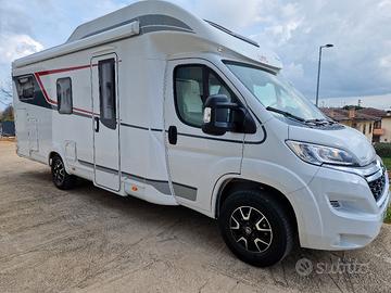 SEMINTEGRALE LMC TOURER H730G LIFT