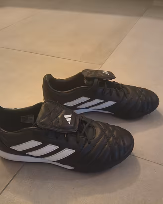 scarpe da calcetto Adidas come nuove