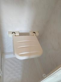 seggiolino a muro x doccia 