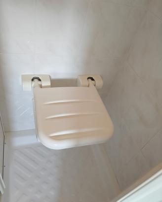 seggiolino a muro x doccia 
