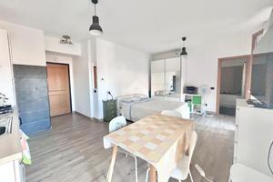 MONOLOCALE A ROMA