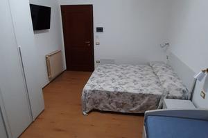 Ampia Singola con Bagno Privato Interno