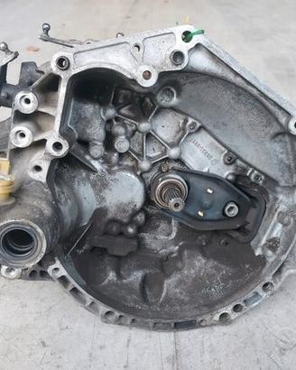 Cambio manuale Peugeot 1007 1.4 benzina del 2005