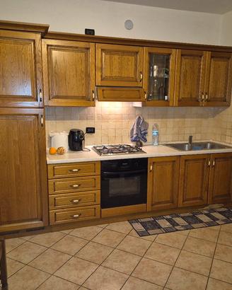 cucina in legno frigo 6 mesi