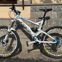 GT Force carbon
