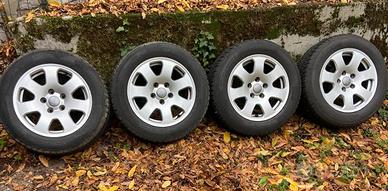 4 Gomme neve per auto NOKIAN 205/60/15