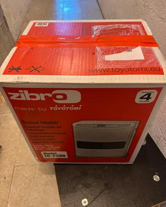 Stufa e taniche a petrolio elettronica TOYOTOMI