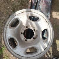 Vedo 4 cerchiI 16 in ferro per suzuki gran vitara