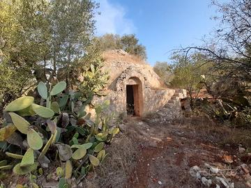 Trullo con terreno 6.000 mq