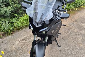 Yamaha Tracer 7 2023 accessoriata - garanzia 2028