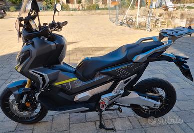 HONDA X-ADV 750