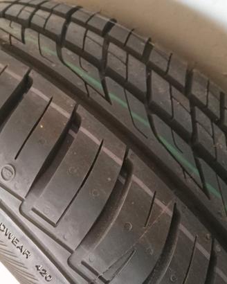 Barum Brillantis 185 65 R15 con cerchio