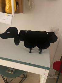 Porta carta igenuca a forma di cane