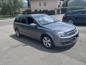 Opel astra 1.9 cdti