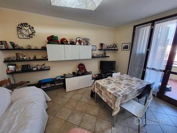 Montale trilocale arredato