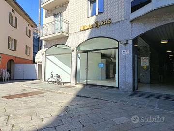 Immobile di 132 m² con 1 locale a Sondrio