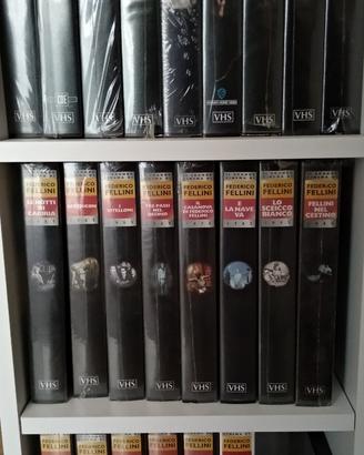 23 videocassette VHS Fellini De Agostini