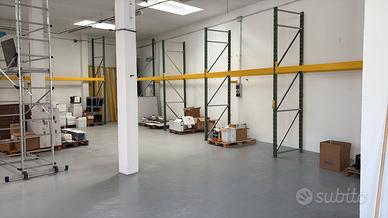 magazzino in condivisione 100mq