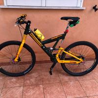 Bici mtb cannondale v-series perfetta