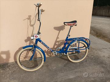 Graziella Carnielli Flor blu conservata