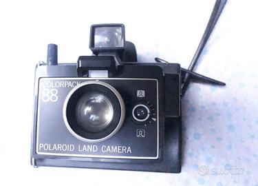 Macchina fotografica del 70 Polaroid Colorpack 88