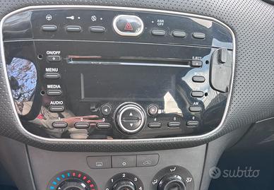 stereo fiat punto