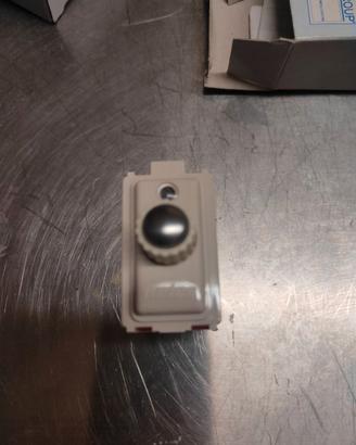 Variatore di luce RELCO