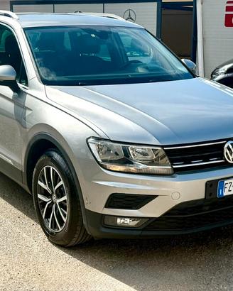 Volkswagen Tiguan 2.0 TDI SCR DSG Sport BlueMotion