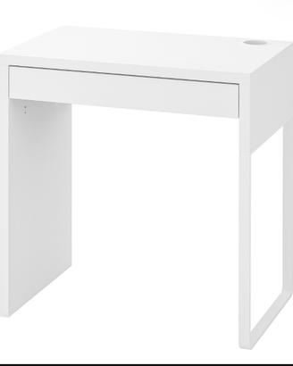 Scrivania bianca Micke Ikea