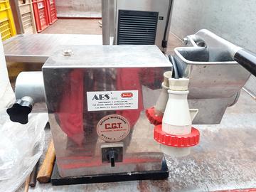 grattuggia e bicchieri 