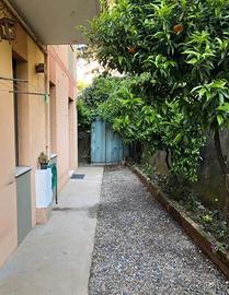 Sestri ponente prima casa con giardino