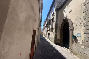 PALAZZO A SESSA AURUNCA