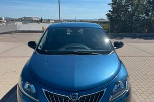 Lancia ypsilon hybrid