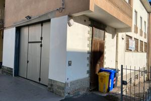 Capannone adatto a deposito/magazzino con uffici