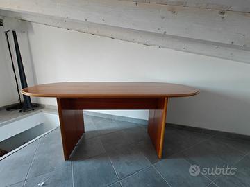 tavolo ovale chiudibile a consolle