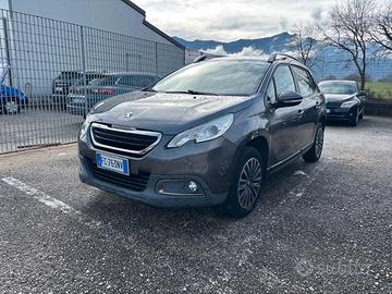 Peugeot 2008 ALLURE 1.2 - 2016