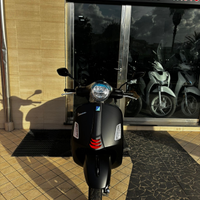 Vespa s 300