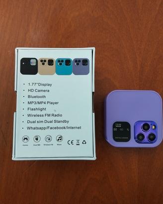 Smartphone dual SIM con tasti grandi pieghevole 